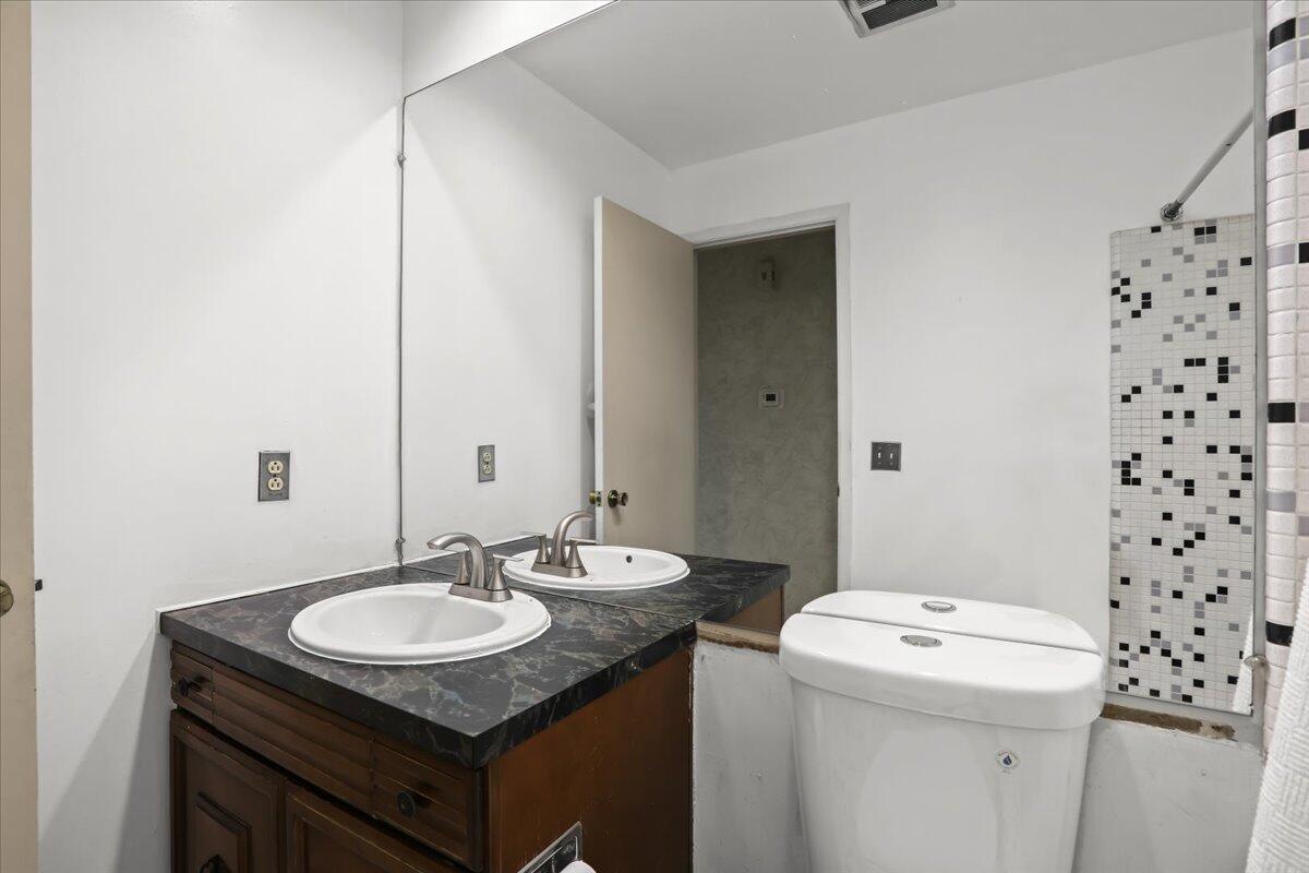 29744 Sugar Spring Road Farmington Hills, MI 48334 - Photo 29 of 42 29-29744 Sugar Spring Rd