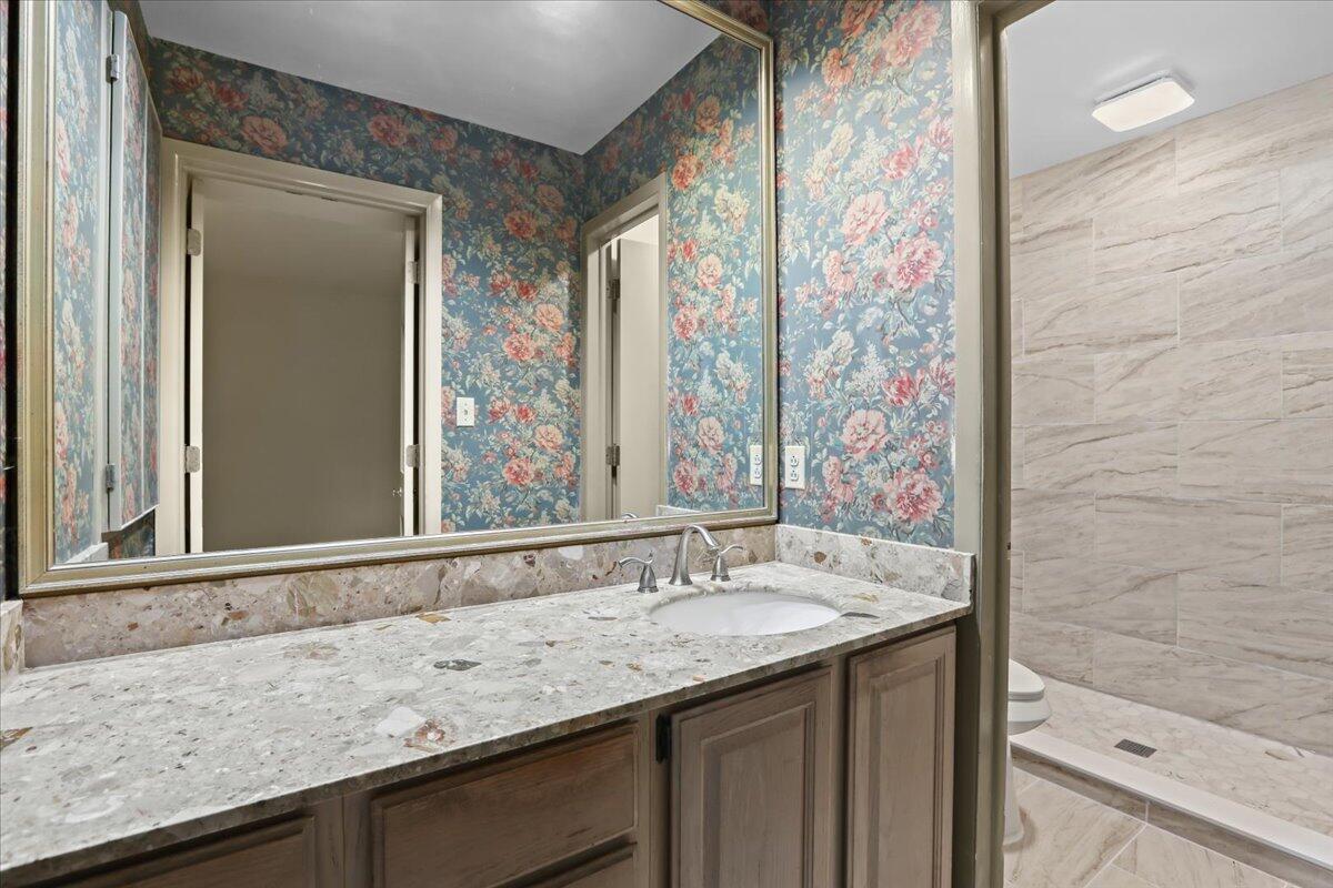 29744 Sugar Spring Road Farmington Hills, MI 48334 - Photo 32 of 42 32-29744 Sugar Spring Rd