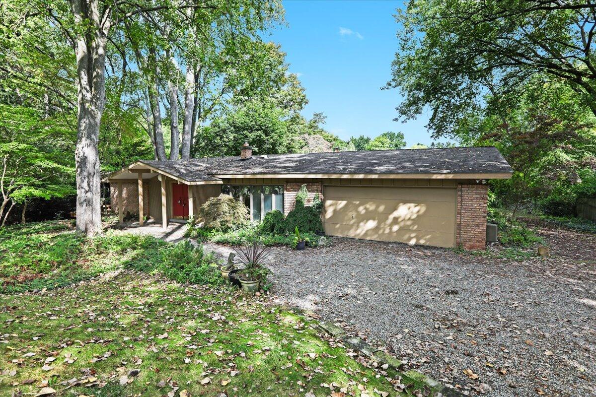 29744 Sugar Spring Road Farmington Hills, MI 48334 - Photo 4 of 42 04-29744 Sugar Spring Rd