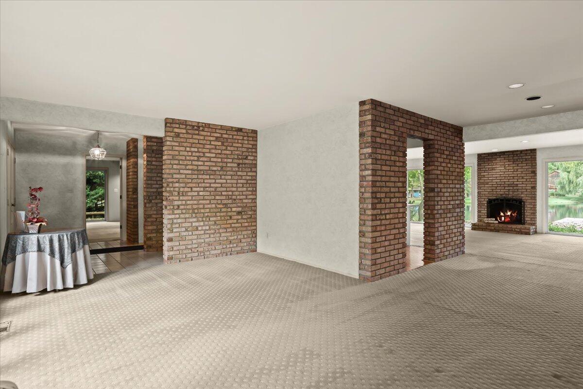 29744 Sugar Spring Road Farmington Hills, MI 48334 - Photo 7 of 42 07-29744 Sugar Spring Rd
