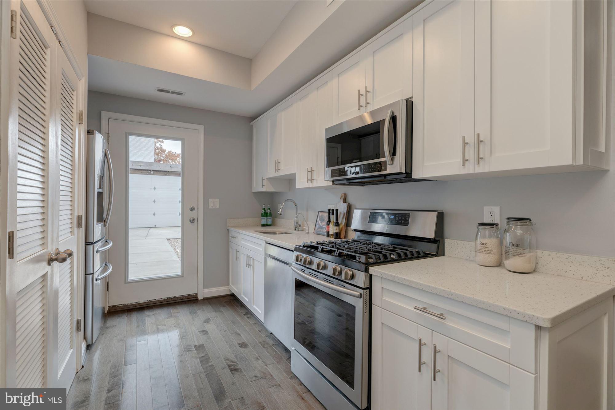 1012 9th Street Northeast Washington, DC 20002 - Photo 5 of 15 Gourmet Kitchen