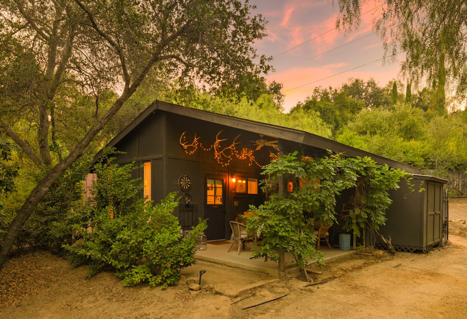 520 Foothill Road Ojai, CA 93023 - Photo 41 of 45 a front view of a house with a yard