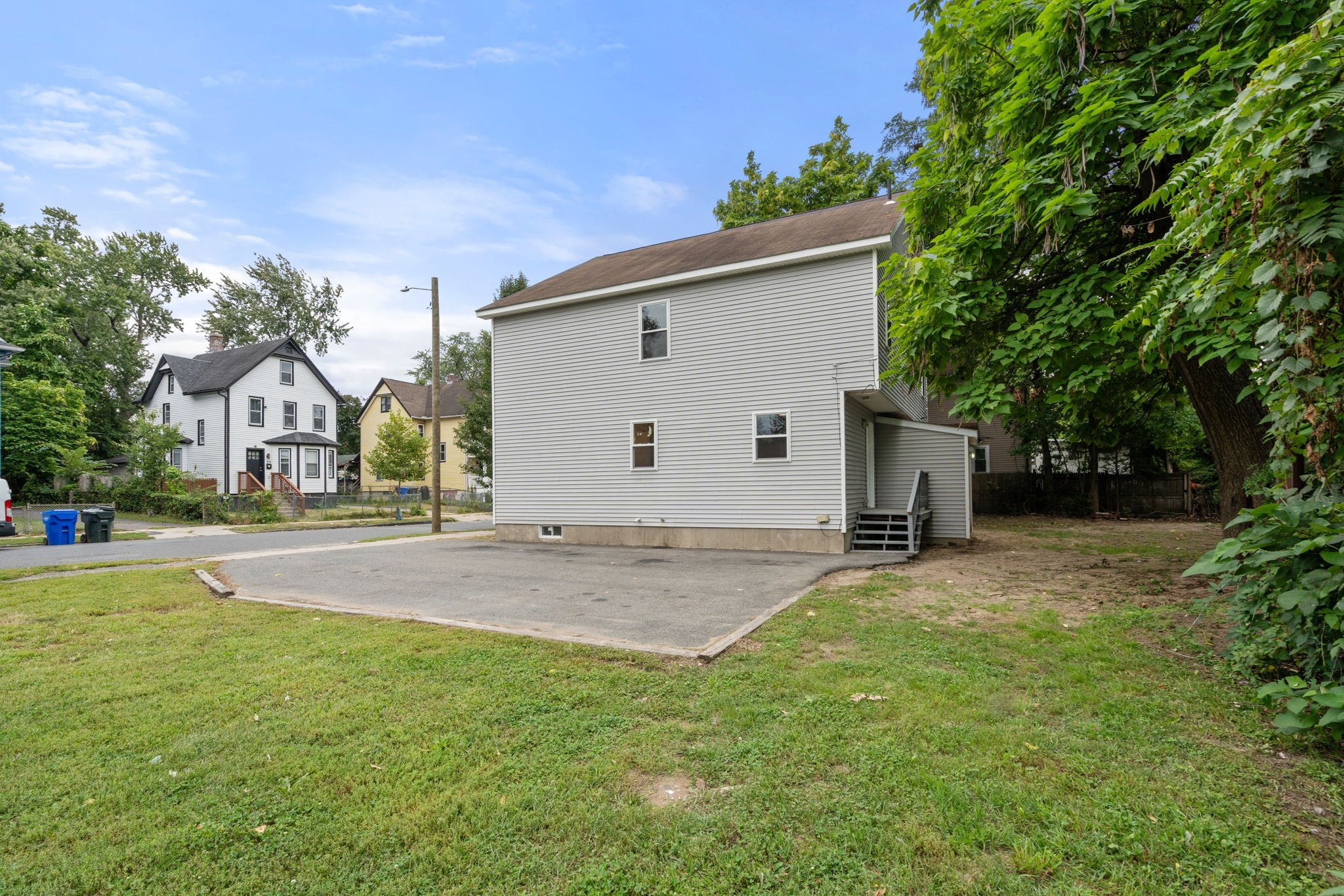 28 Dawes Street Springfield, MA 01109 - Photo 40 of 42 Gallery Image 40