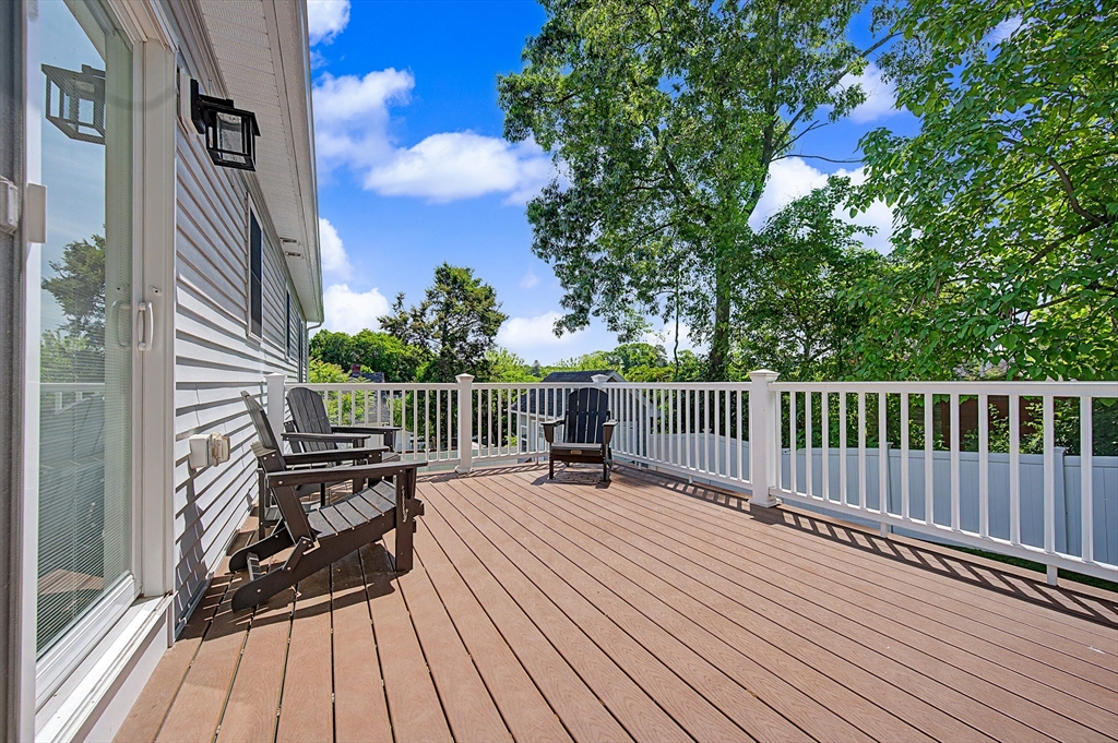 7 Cadman Street Worcester, MA 01604 - Photo 37 of 42
