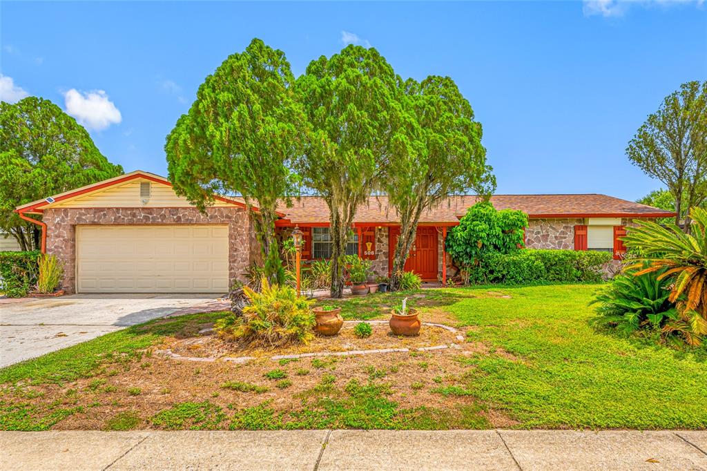 506 Gay Road Seffner, FL 33584 - Photo 2 of 59