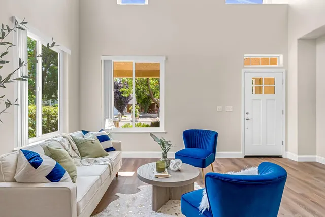 $579,900 | 2234 East Serena Avenue, Fresno, CA 93720