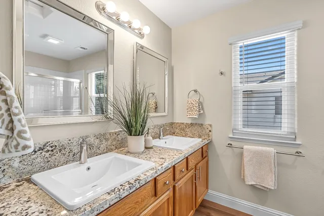 $579,900 | 2234 East Serena Avenue, Fresno, CA 93720