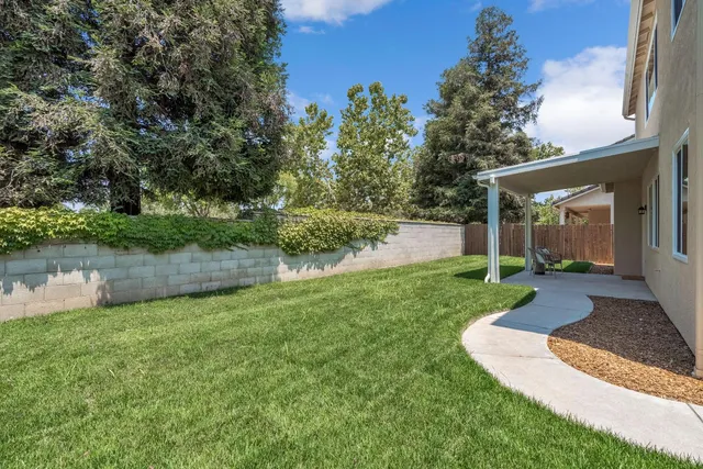 $579,900 | 2234 East Serena Avenue, Fresno, CA 93720