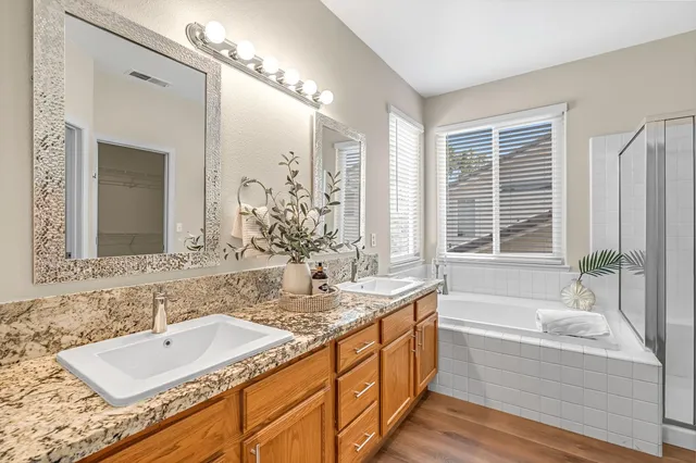 $579,900 | 2234 East Serena Avenue, Fresno, CA 93720