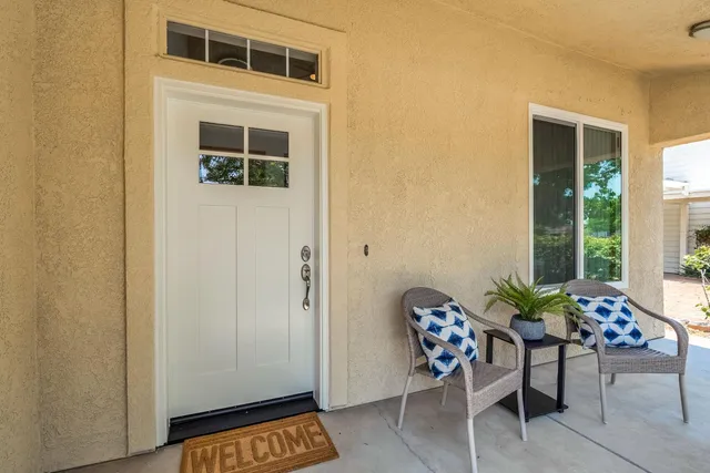 $579,900 | 2234 East Serena Avenue, Fresno, CA 93720