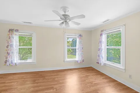 37 North North Bishops Lane, Southampton, NY 11968