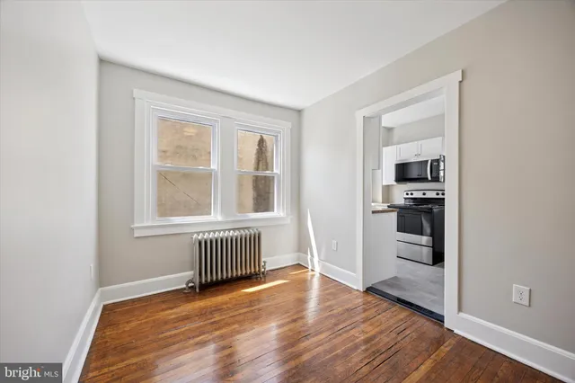 $1,975 | 241 Haverford Avenue, Unit 3, Narberth, PA 19072