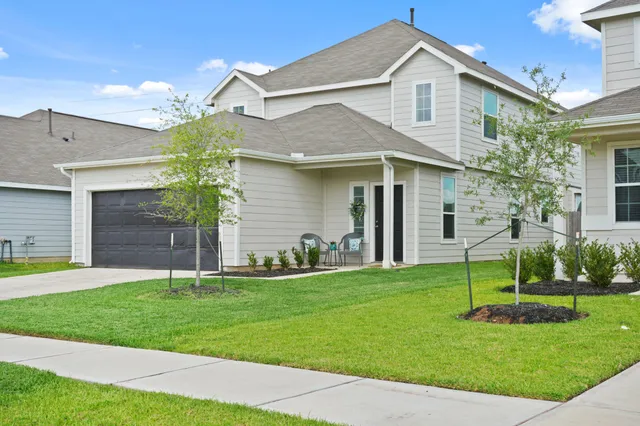 $355,000 | 5330 Briana Dee Drive, Rosharon, TX 77583
