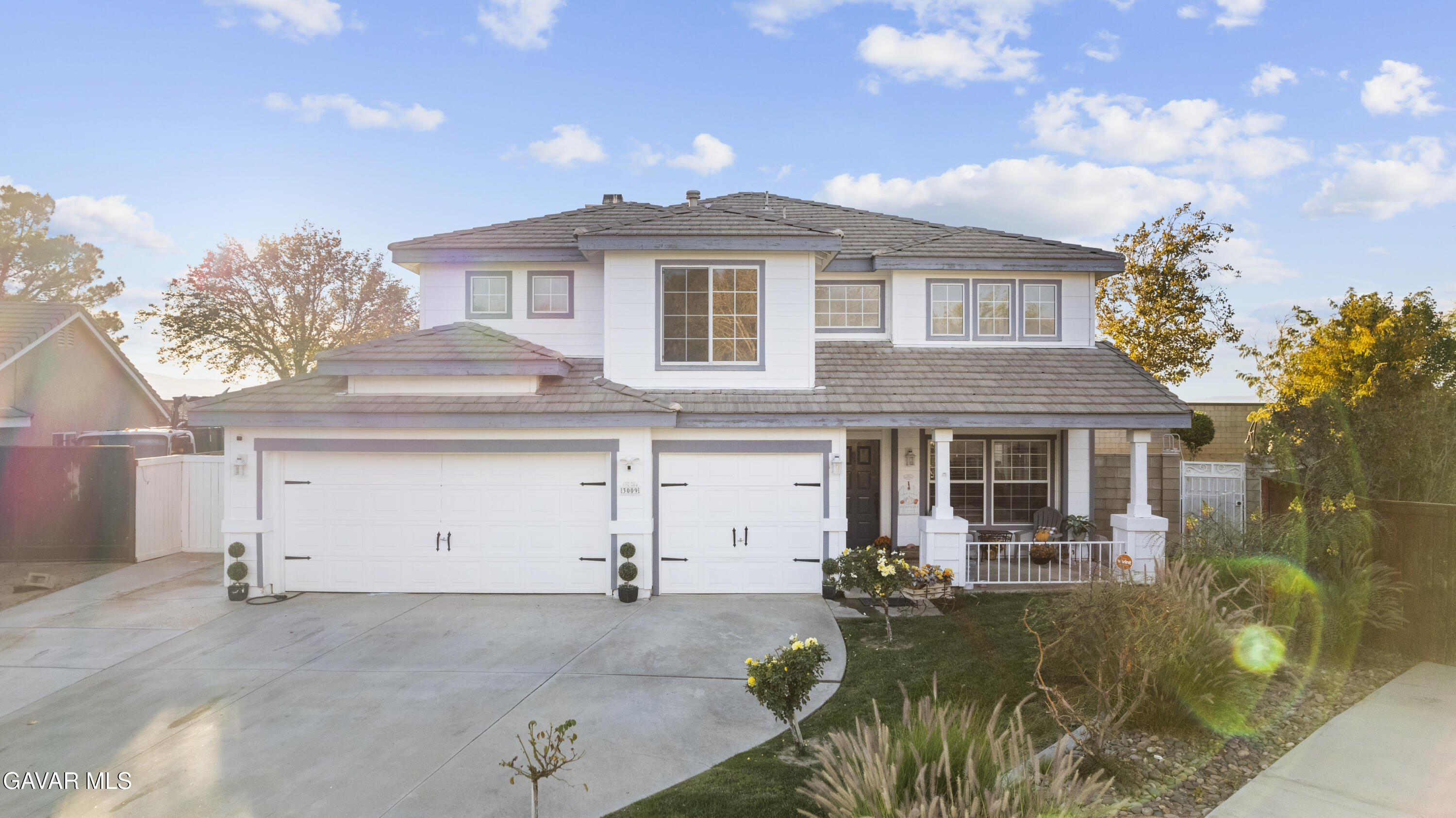a view of a house with patio