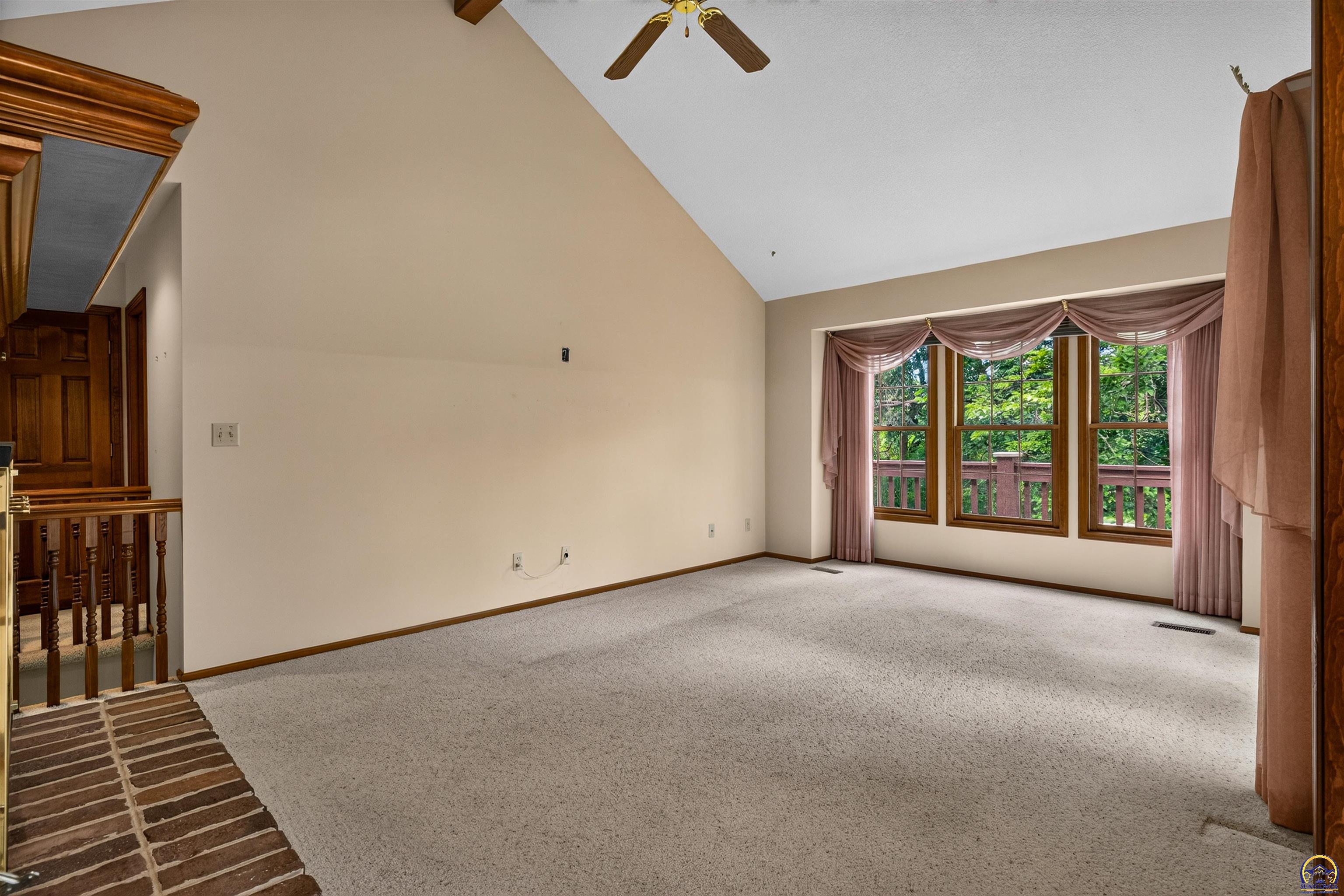 4305 Quail Pointe Road Lawrence, KS 66047 - Photo 12 of 40