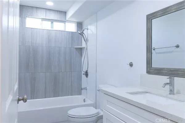 $3,200 | 9310 Pace Avenue, Los Angeles, CA 90002