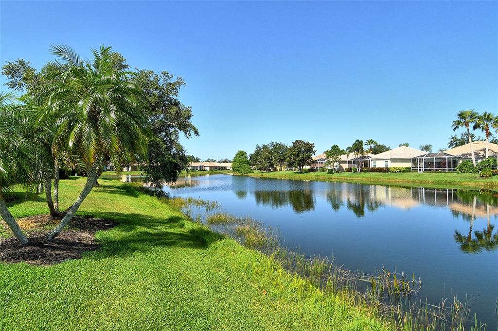 4322 Reflections Parkway Sarasota, FL 34233 - Photo 26 of 36