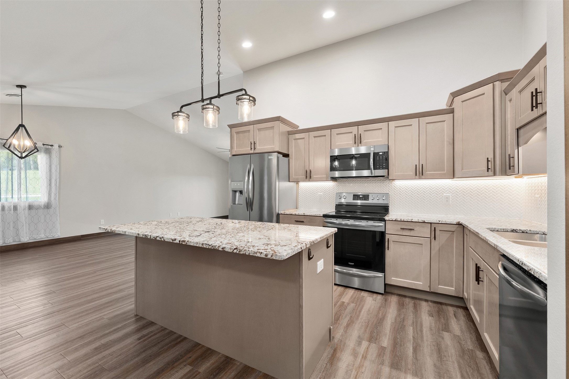 938 Jeffers Ridge Eau Claire, WI 54703 - Photo 13 of 26
