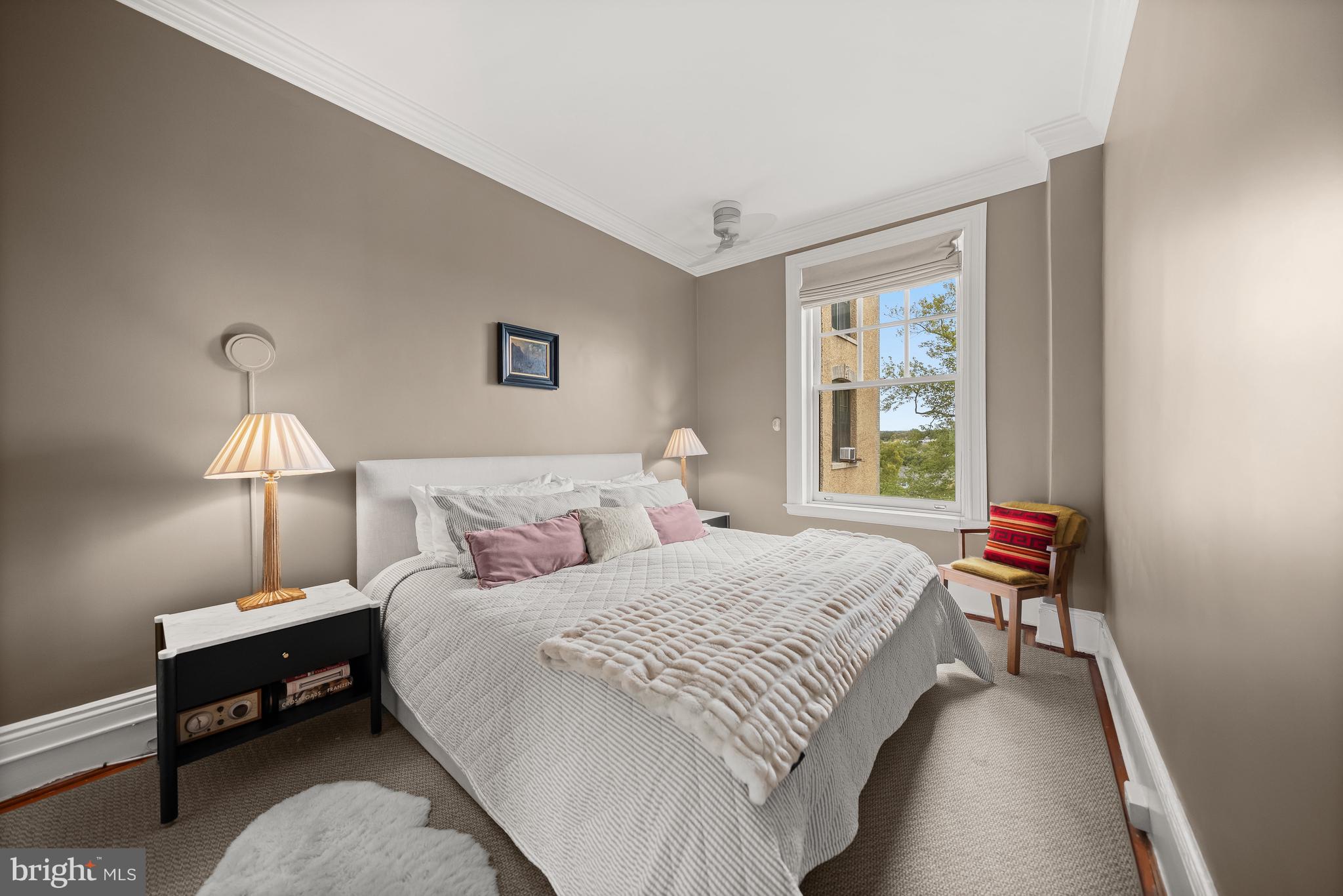2853 Ontario Road Northwest, Unit 421 Washington, DC 20009 - Photo 15 of 33 Spacious bedroom fits king-sized bed
