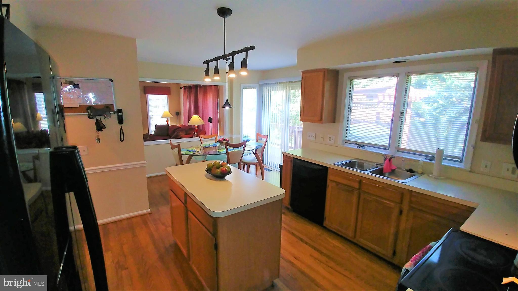 11704 Clocktower Lane Laurel, MD 20708 - Photo 11 of 30 Kitchen