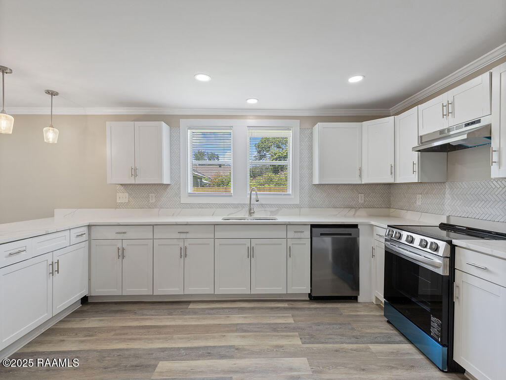 610 St Joseph Street Lafayette, LA 70506 - Photo 9 of 28 IMG_7181