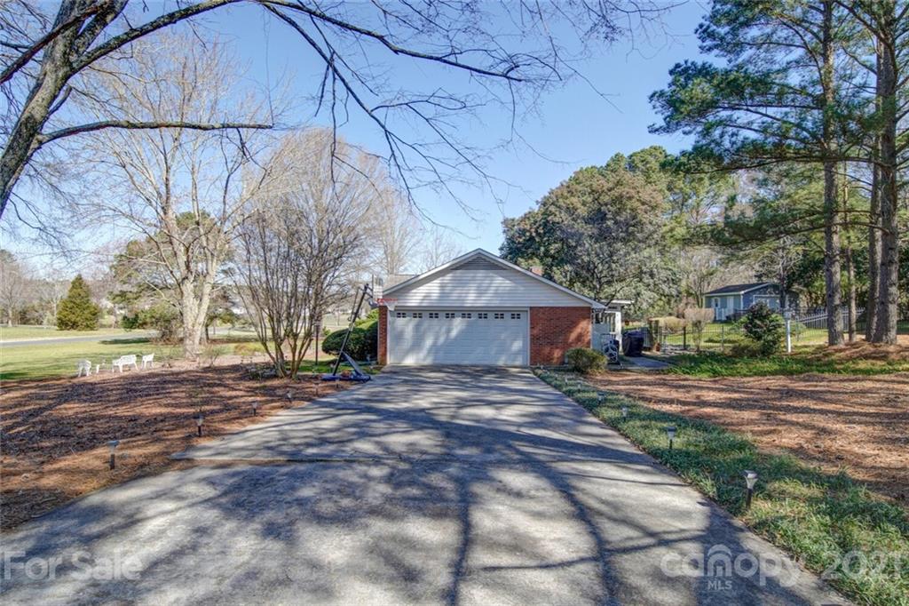 1216 Swift Road Oakboro, NC 28129 - Photo 2 of 42 Gallery Image 2