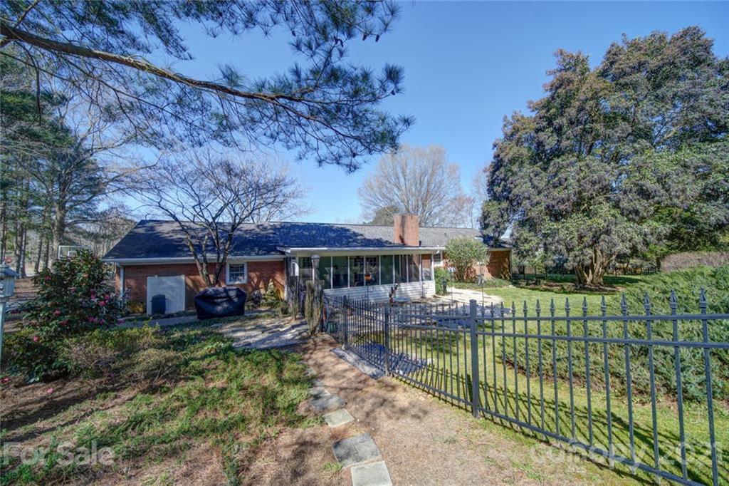 1216 Swift Road Oakboro, NC 28129 - Photo 4 of 42 Gallery Image 4