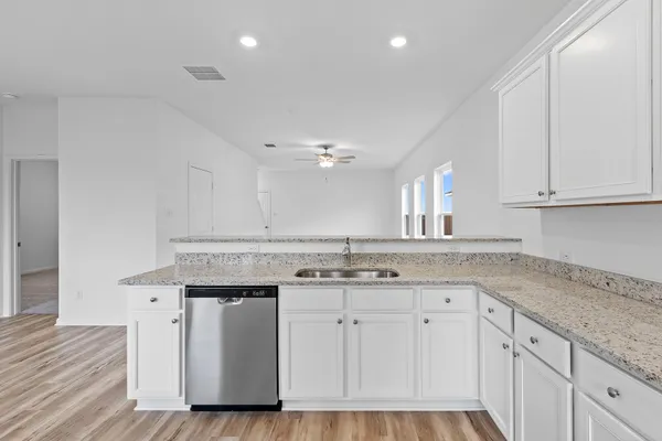 $2,465 | 18416 Stellers Sea Street, Elgin, TX 78621