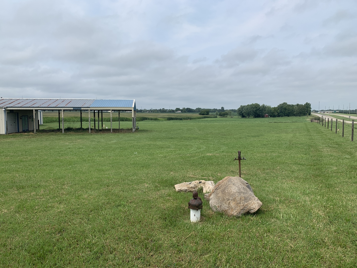 9455 Heritage Road Clinton, IL 61727 - Photo 4 of 9