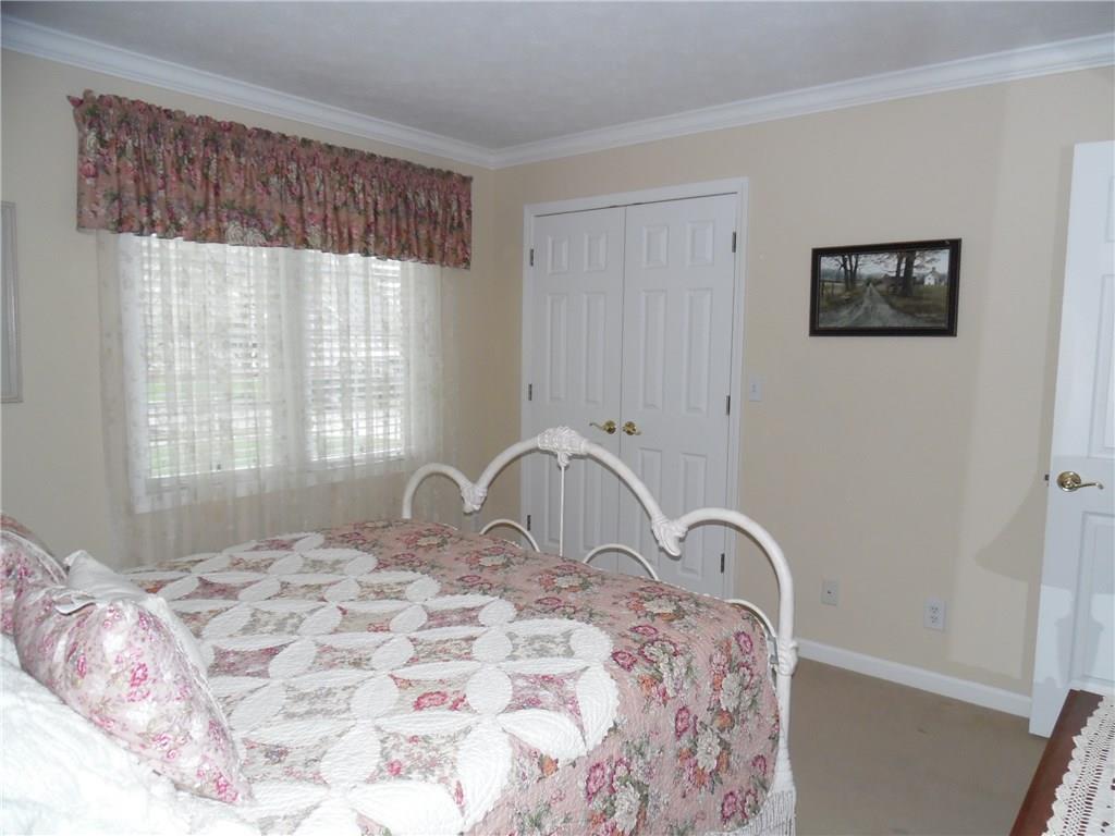 3963 Jonathan Ridge Columbus, IN 47201 - Photo 15 of 24 Gallery Image 15