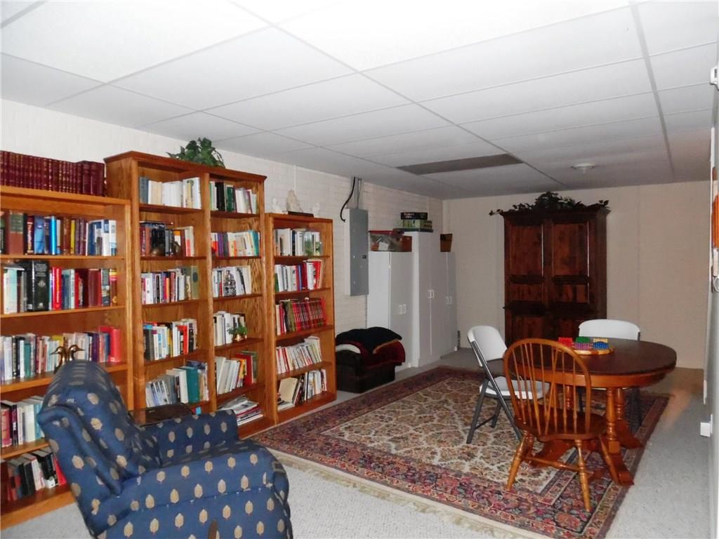 3963 Jonathan Ridge Columbus, IN 47201 - Photo 17 of 24 Gallery Image 17