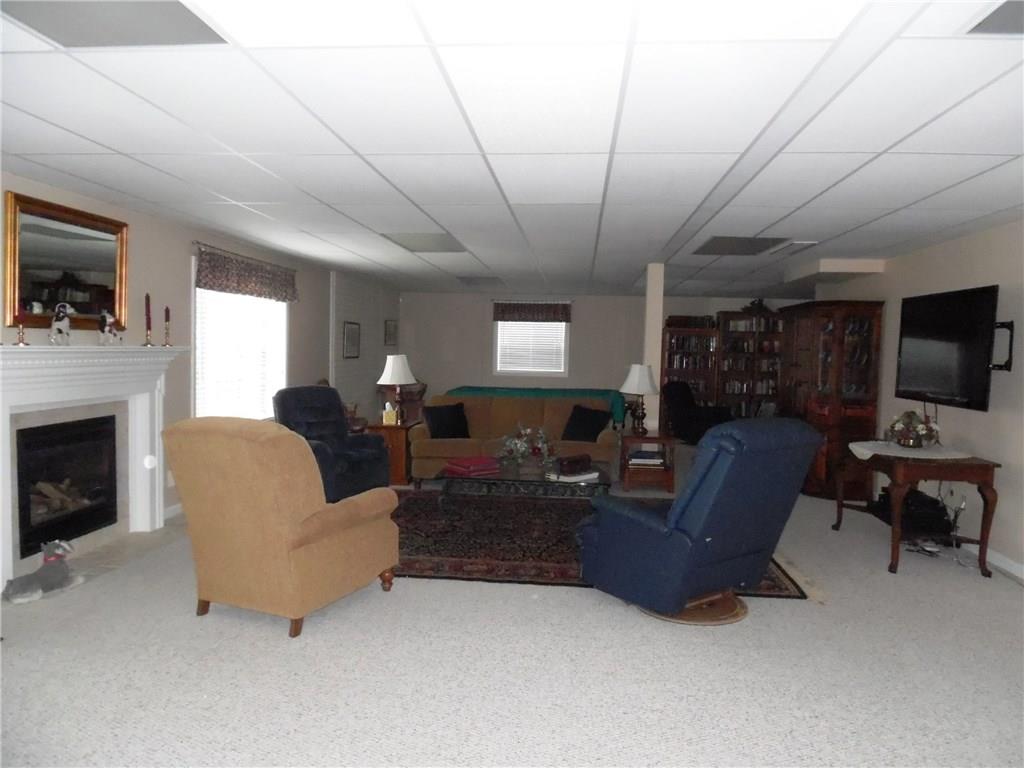 3963 Jonathan Ridge Columbus, IN 47201 - Photo 19 of 24 Gallery Image 19