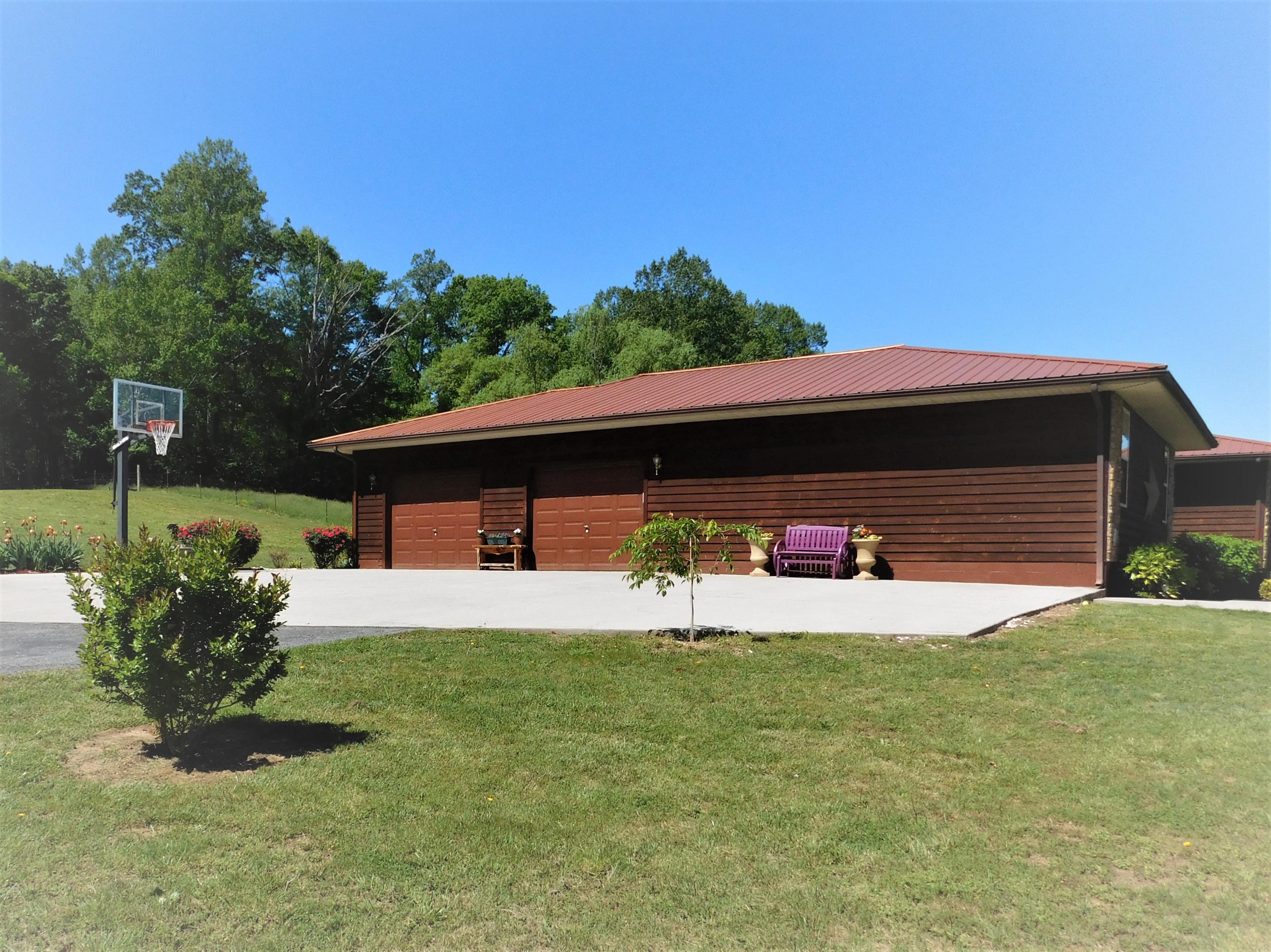 2045 Snodgrass Road New Tazewell, TN 37825 - Photo 29 of 40 DSCN2436