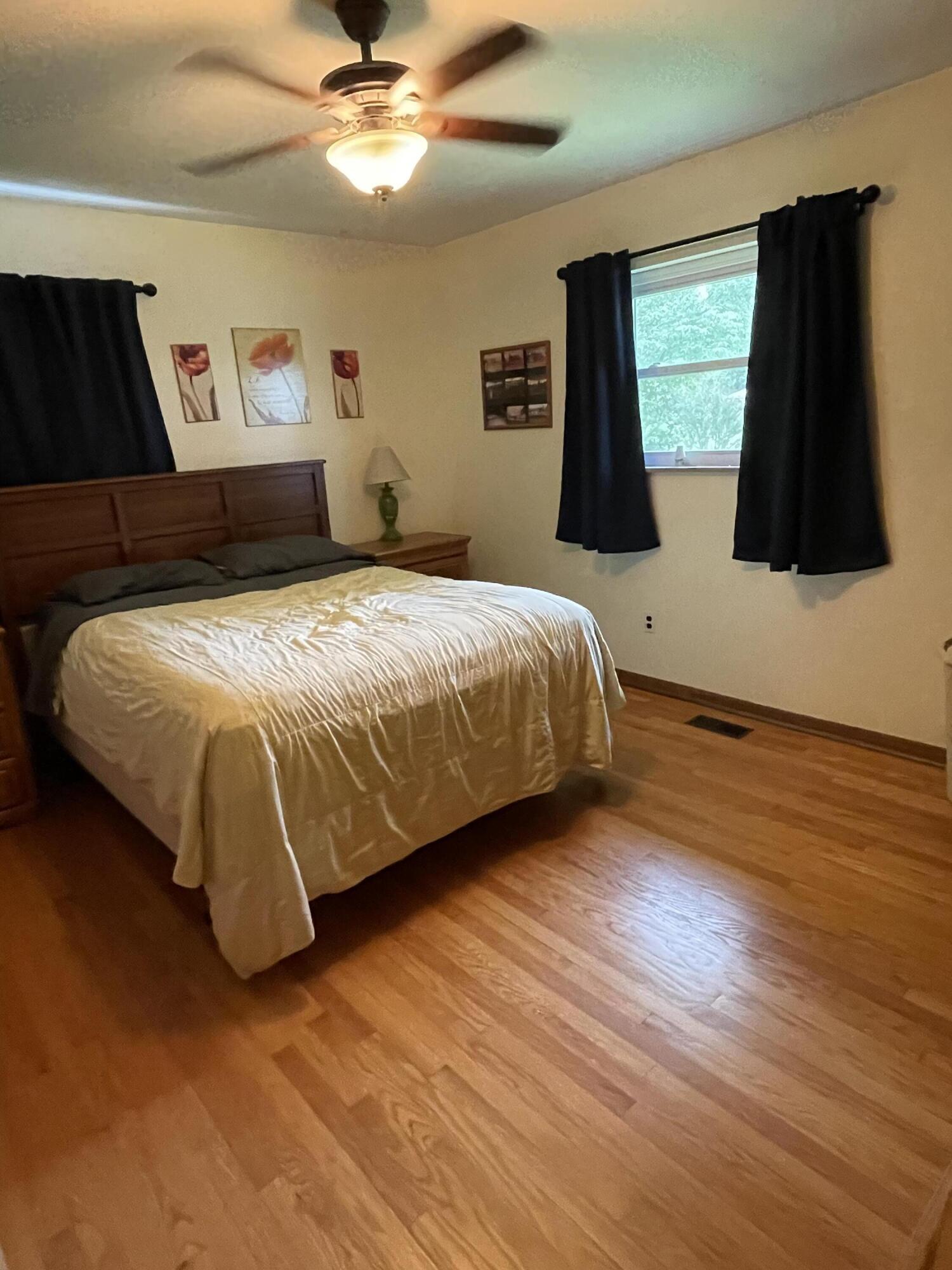 1226 North Union Grove Road Friendsville, TN 37737 - Photo 13 of 24 A790A595-18AB-4411-9BB3-A5AE7F1AAEE1
