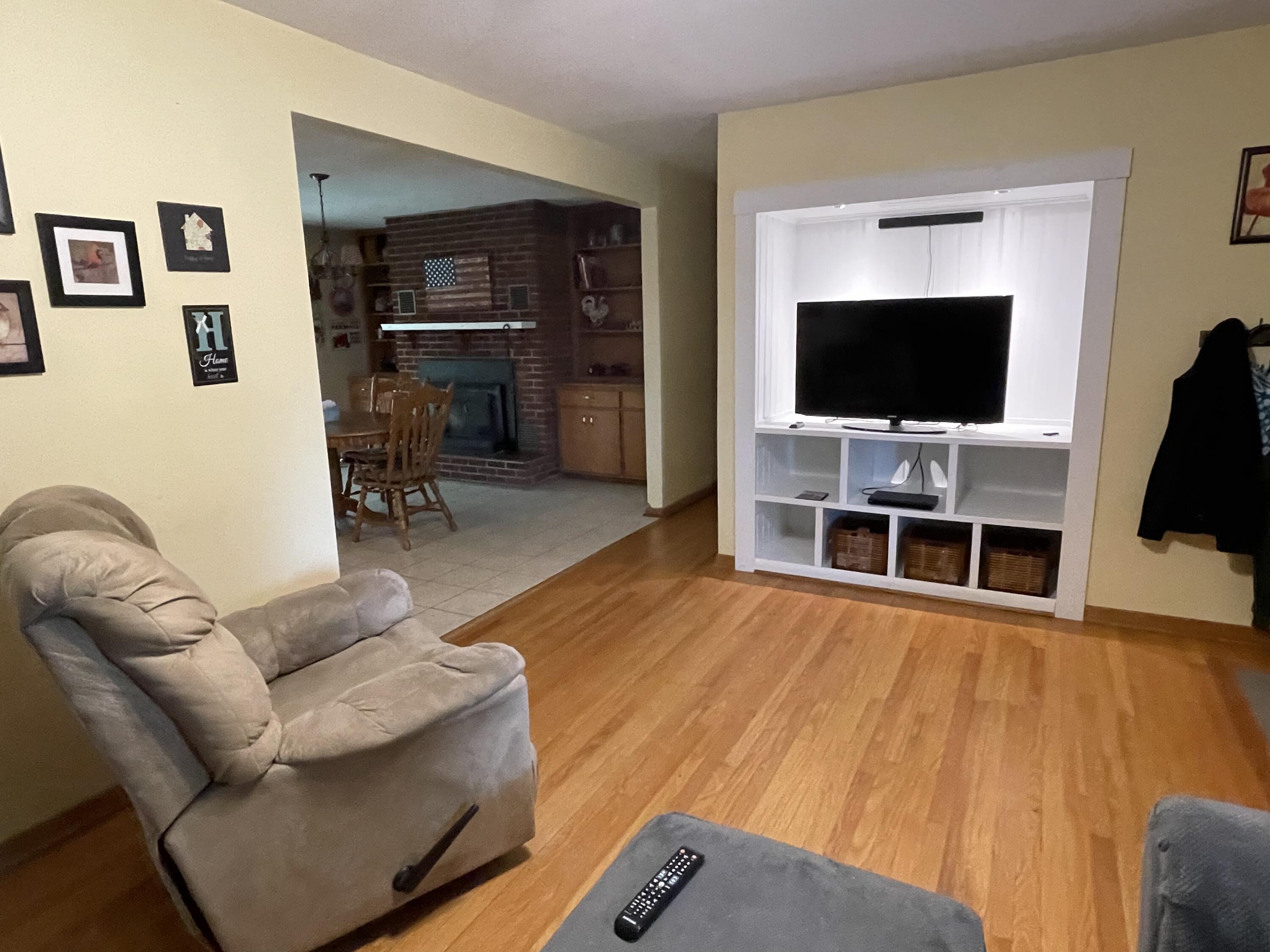 1226 North Union Grove Road Friendsville, TN 37737 - Photo 5 of 24 D62CAD33-CD7E-4ADD-BB94-766457E884C0