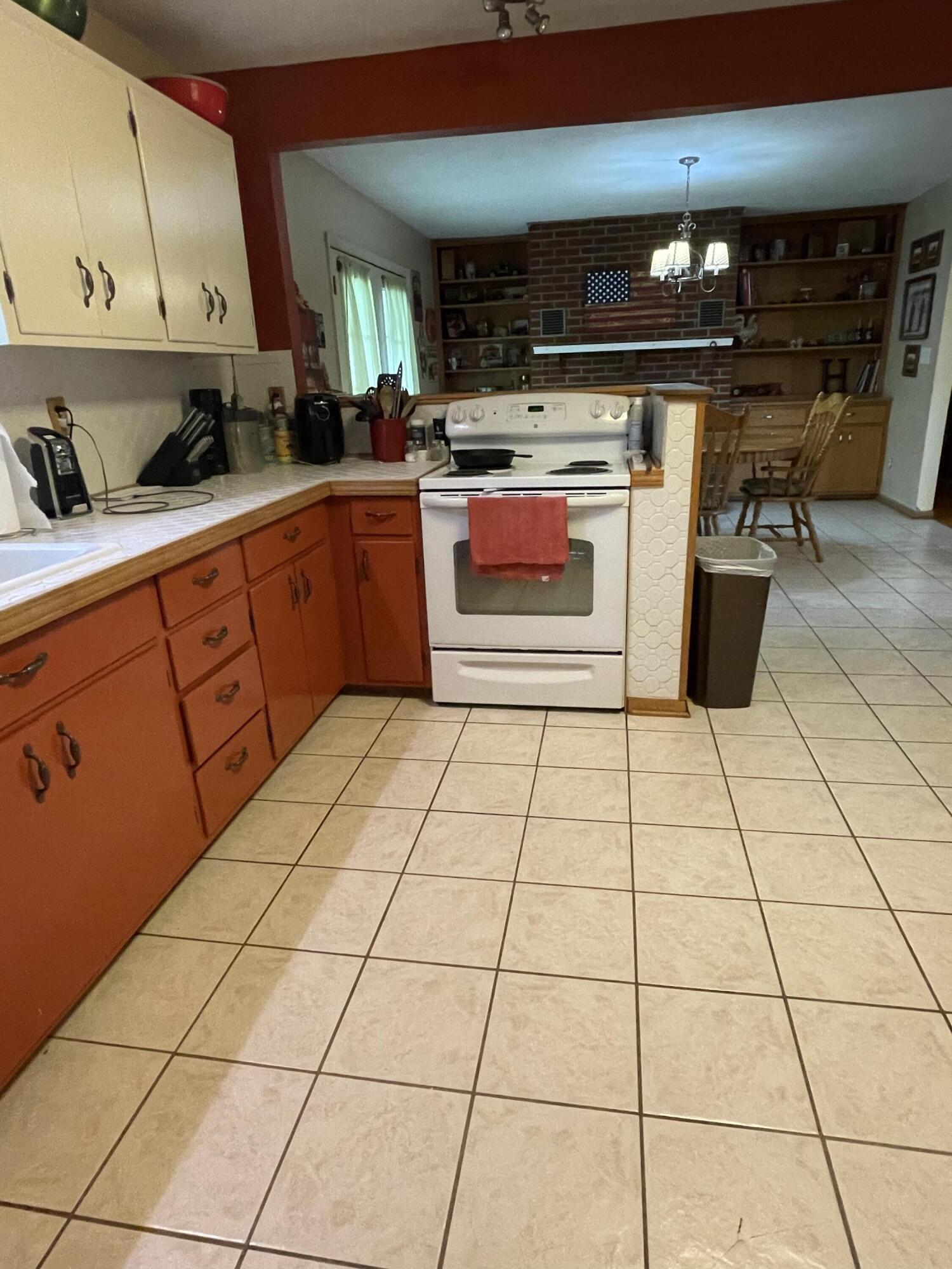 1226 North Union Grove Road Friendsville, TN 37737 - Photo 8 of 24 4FB19A6A-BF45-4800-AF38-6554110E9D39