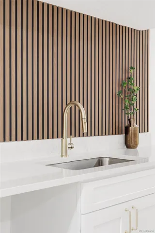 $749,900 | 6325 West Portland Place, Littleton, CO 80128