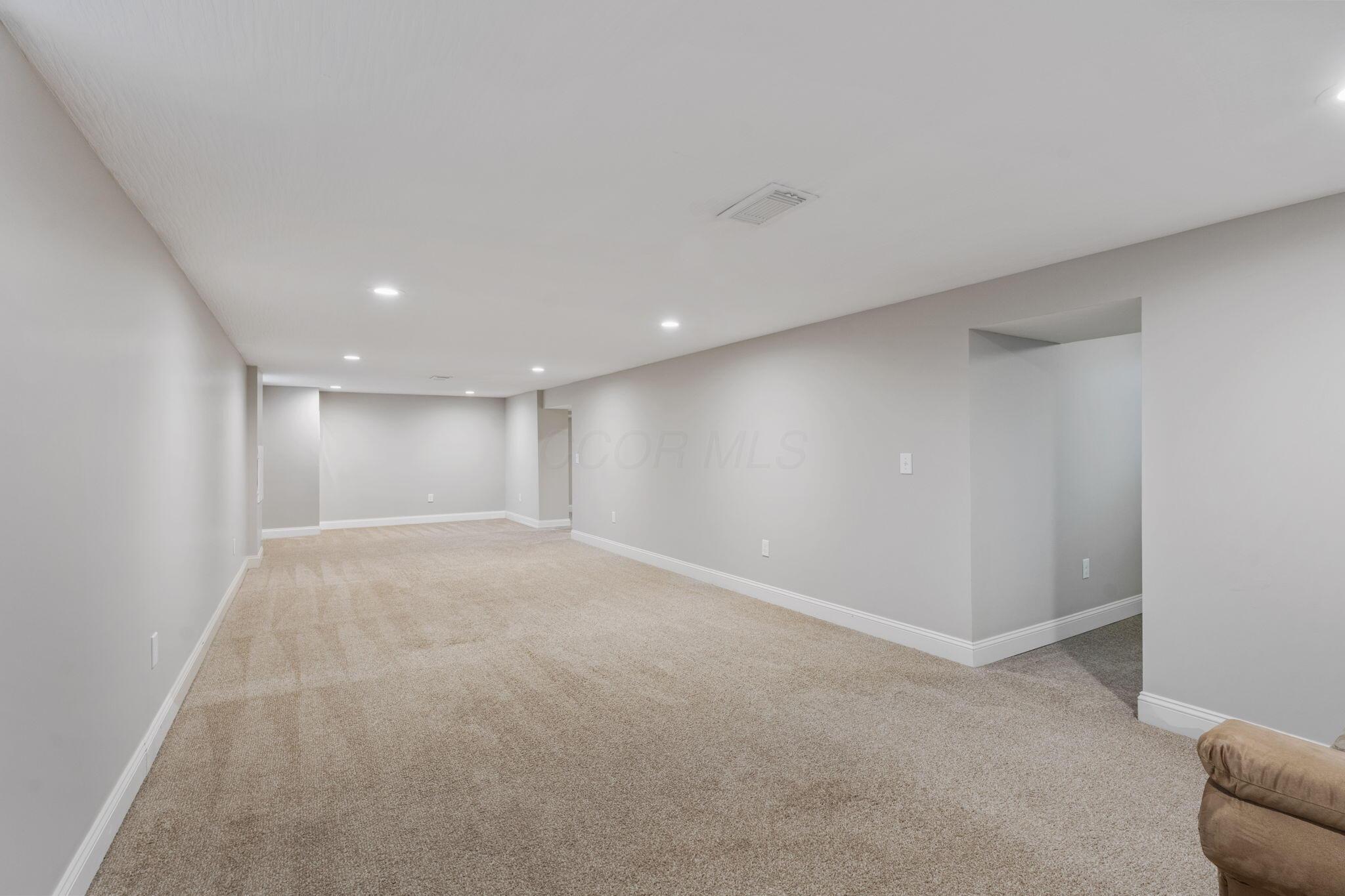 2565 Nottingham Road Columbus, OH 43221 - Photo 34 of 62 Finished Lower Level