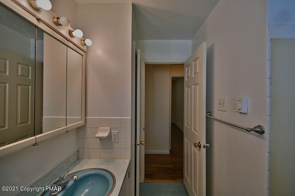 171 VanWhy Road Bushkill, PA 18324 - Photo 42 of 61 Photo 41