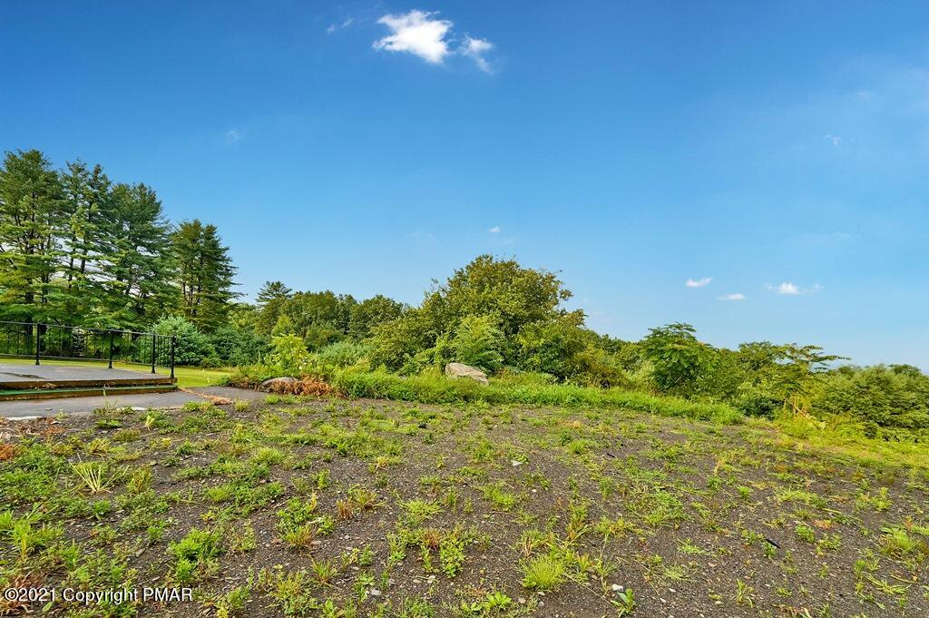 171 VanWhy Road Bushkill, PA 18324 - Photo 5 of 61 Photo 05