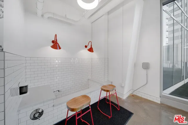 a view of livingroom with furniture and storage