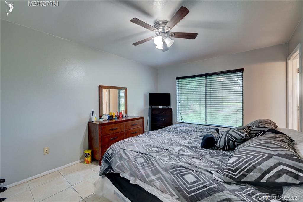 218 Southwest Cherryhill Road Port St. Lucie, FL 34953 - Photo 15 of 27