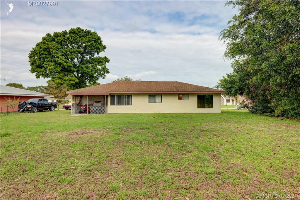 218 Southwest Cherryhill Road Port St. Lucie, FL 34953 - Photo 3 of 27