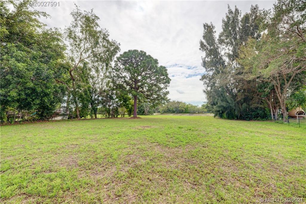 218 Southwest Cherryhill Road Port St. Lucie, FL 34953 - Photo 6 of 27