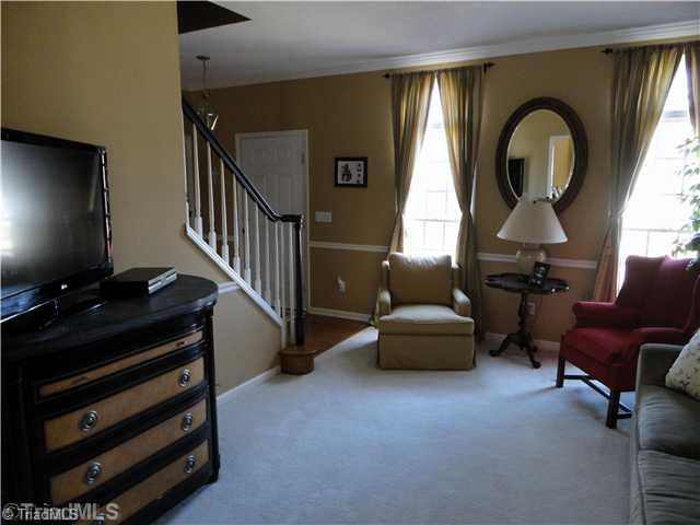 3331 Timberwolf Avenue High Point, NC 27265 - Photo 10 of 16 Living Room.