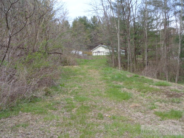 1030 North Fork New River Road Lansing, NC 28643 - Photo 3 of 12 Gallery Image 3