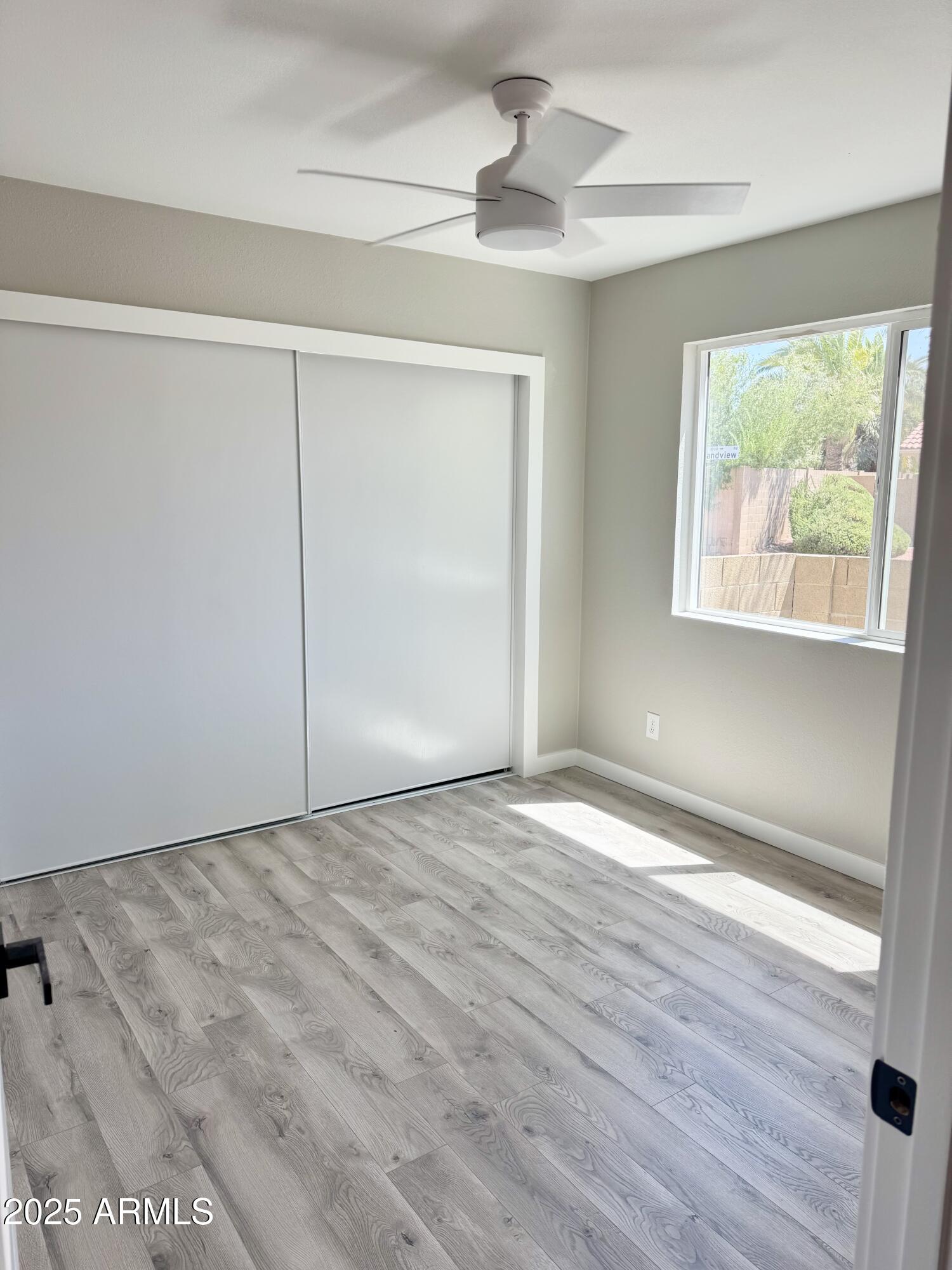 1102 East Grandview Road Phoenix, AZ 85022 - Photo 14 of 28 IMG_4859