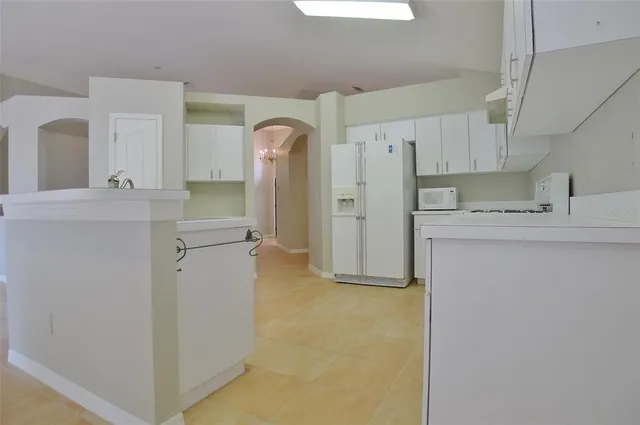 $2,350 | 1557 Scotch Pine Drive, Brandon, FL 33511