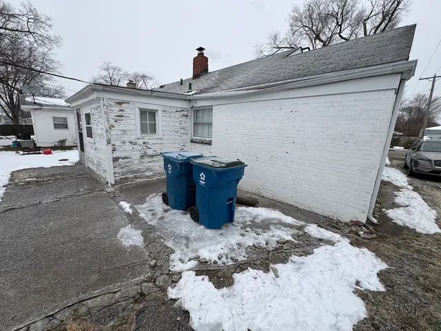 $115,000 | 1811 North Raynor Avenue, Crest Hill, IL 60403