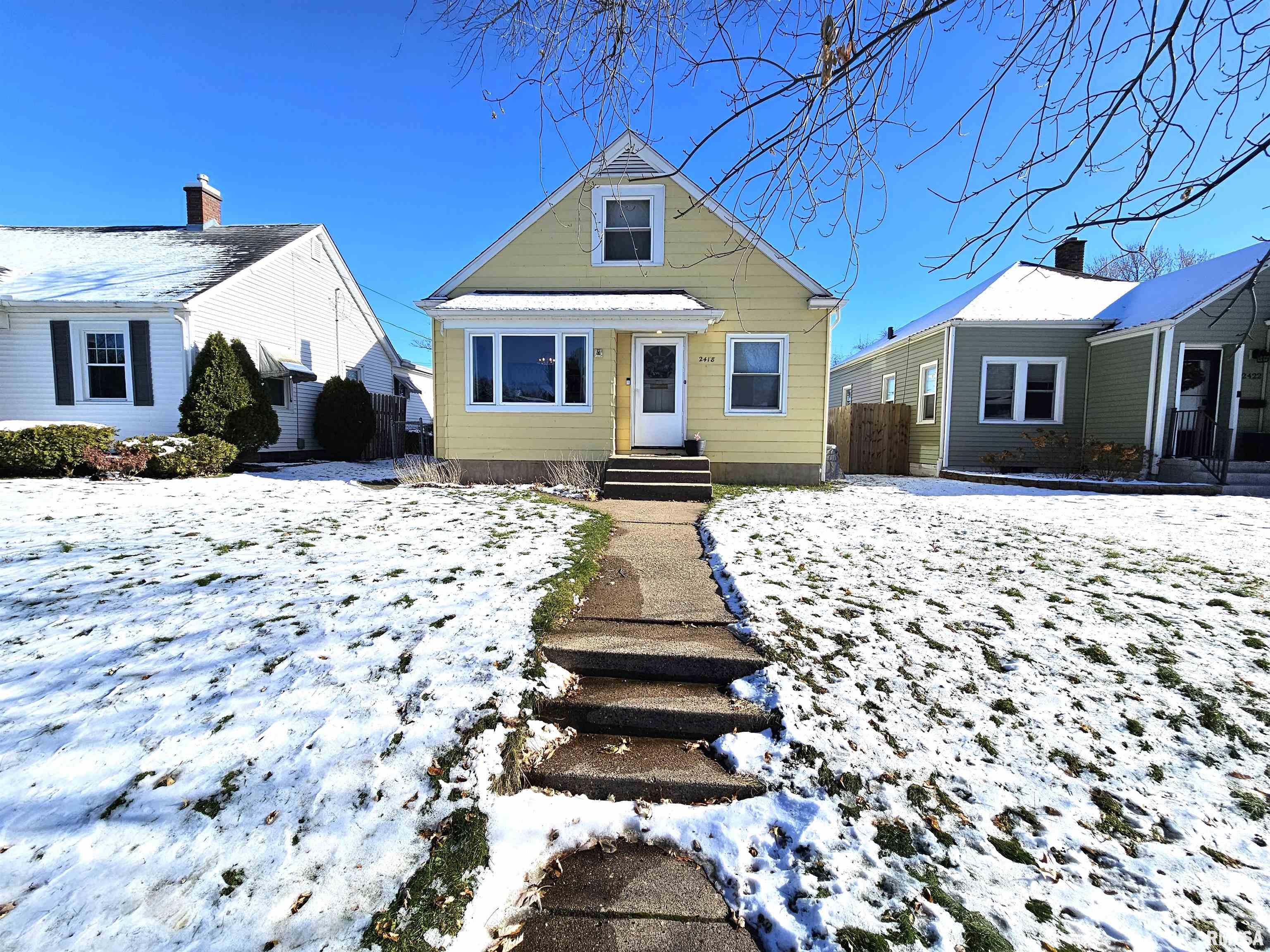 2418 32nd Street Moline, IL 61265 - Photo 1 of 33 Gallery Image 1